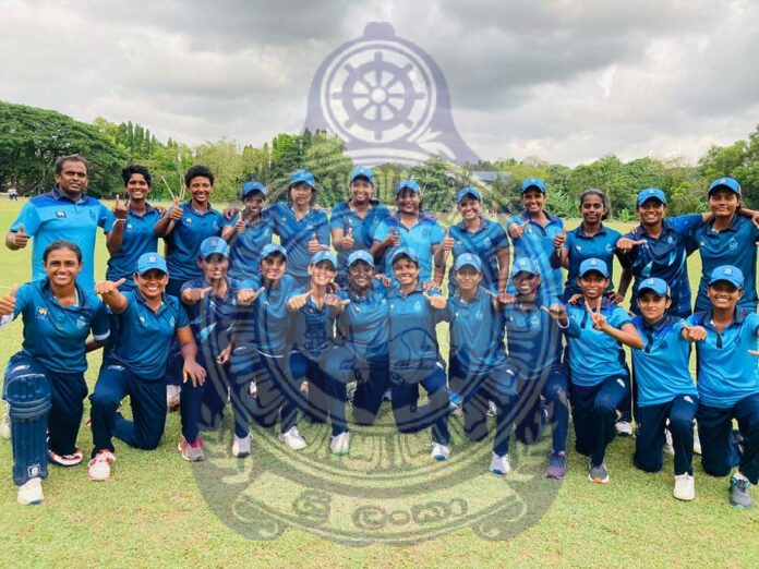 එක්දින ශූරතාව පිට පිට දෙවැනි වතාවටත් නාවික හමුදා ක්රීඩිකාවන්ට