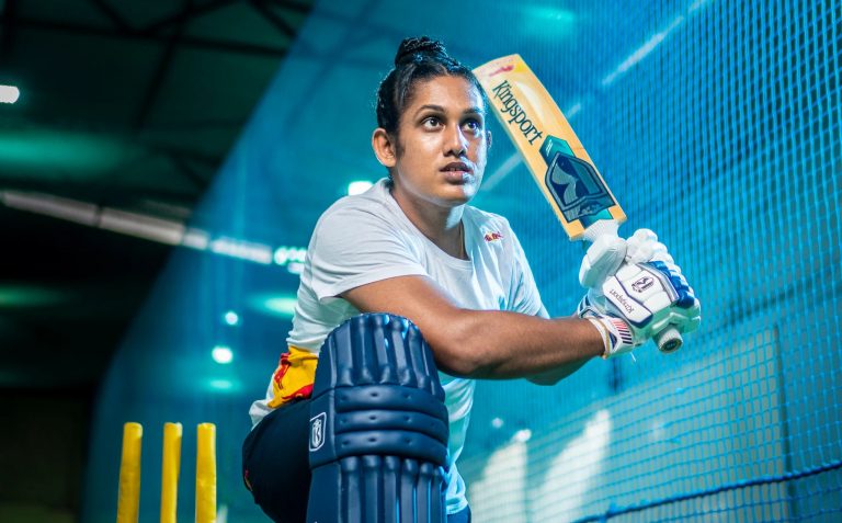 චමරී අතපත්තු නව කණ්ඩායමක් සමග ගිවිසුම් ගතවෙයි..