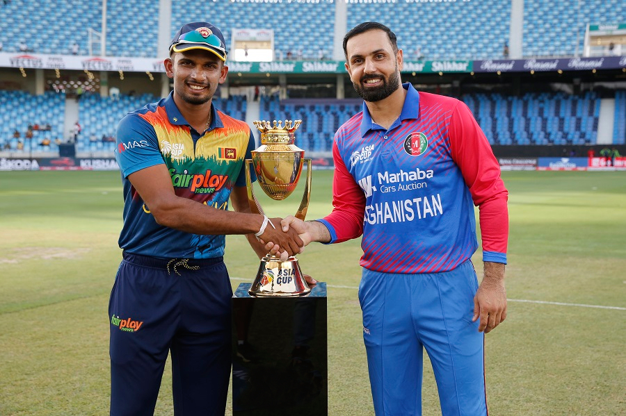 ක්‍රීඩා අමාත්‍යවරයාගේ අනුමැතියට යටත්ව ඇෆ්ගනිස්ථානයට එරෙහි එක්දින තරගාවලිය සදහා නම්කල Daily Mirror සඳහන් කරන ශ්‍රී ලංකා සංචිතය .