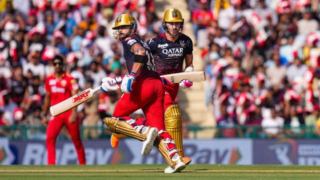 Kohli සහ Faf du ගේ ගිනිකෙලි සංදර්ශනය Sunrisers හඩවයි.! Kohli’s 100 sends Royal Challengers Bangalore to 4th position in points table.