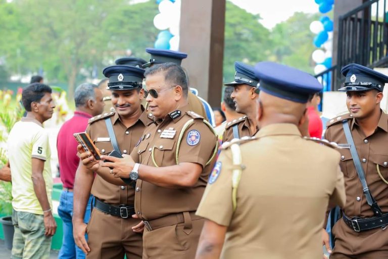 කුසල් ඇතුළු ක්‍රිකට් ක්‍රීඩකයින් 4 දෙනෙකුට පොලීසියේ පත්වීම්-KJP and 4 other SL cricketers join Police