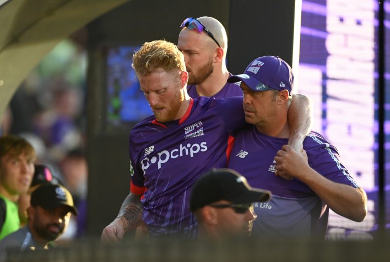 එංගලන්ත නායක Ben Stokes ටශ්‍රී ලංකා තරගාවලිය අහිමි වෙයි- England captain Ben Stokes will miss the Sri Lanka series