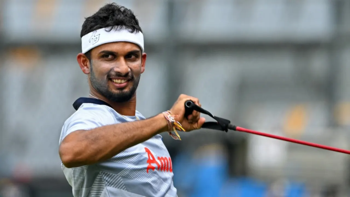 යුතු­කම් ඉටු කිරී­මට ගොස් අමා­රුවේ වැටුණ දසුන් ශානකට ඩොලර් 10000ක දඩ­යක්-SLC fines Dasun Shanaka US$ 10,000 for breaching contractual obligations