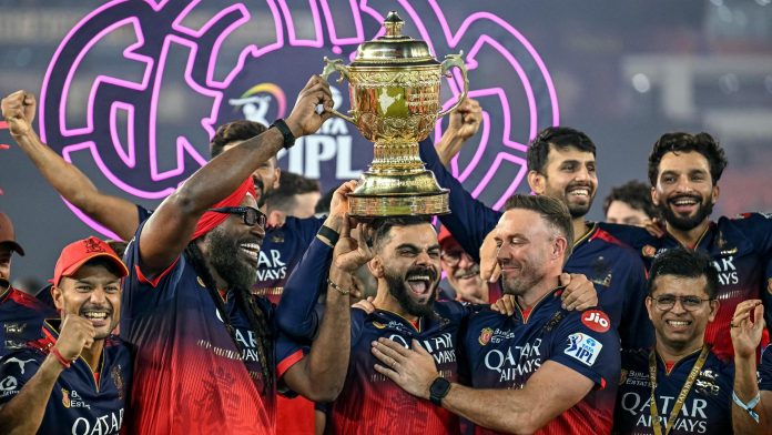 IPL 2025: කෝහ්ලිගේ 18 වසරක සිහින‍ය සැබෑකරමින් RCB කණ්ඩායම පළමු වරට ශූරතාව දිනා ගනී-Kohli and RCB are finally IPL champions