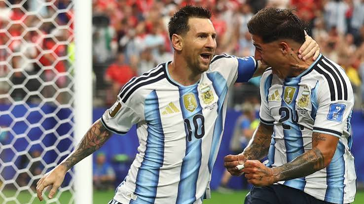 Messi, Mbappe සහ Erling Haaland සුපිරි ත්‍රිත්වය පාපන්දුලොව ගිනියම් කරයි!