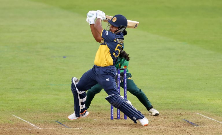චමරි–විශ්මි ප්‍රහාරයෙන් ශ්‍රී ලංකා කාන්තාවන්ට කඩුලු 9ක විශිෂ්ට ජයක්