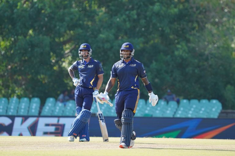 ජැෆ්නා කිංග්ස්වරුන්ට ලකුණු 93ක විශිෂ්ට ජයග්‍රහණයක් !