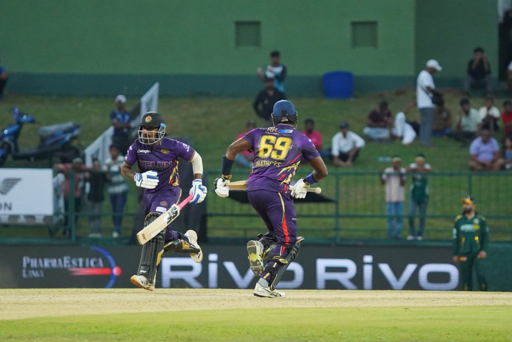 ලහිරු උදාරගේ මංගල ශතකය නිසා කැන්ඩි රෝයල්ස් කණ්ඩායමට විශිෂ්ට ජයග්රහණයක්!