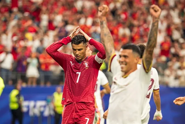 රොනාල්ඩෝගේ ලෝක කුසලාන ගමන නිමාවත් සමග ස්පාඤ්ඤය අර්ධ අවසන් පූර්ව වටයට!