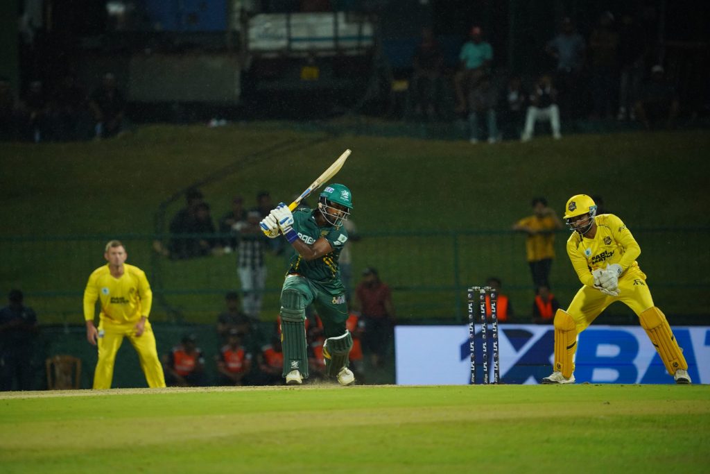 චරිත් අසලංකගේ දක්ෂතාවය නිසා Galle Gallants ජයග්රහණය ලබයි!