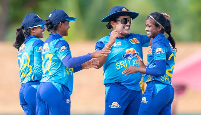 ශ්රී ලංකා කාන්තා කණ්ඩායම පළමු තරගය ජය ගනී !