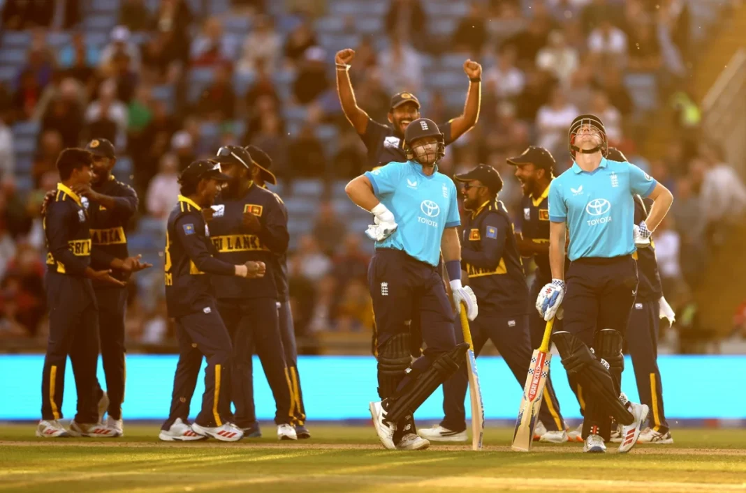 මෙන්ඩිස් දුනිත් ගේ දස්කම් සමග ශ්රී ලංකාවට පළමු ජය!
