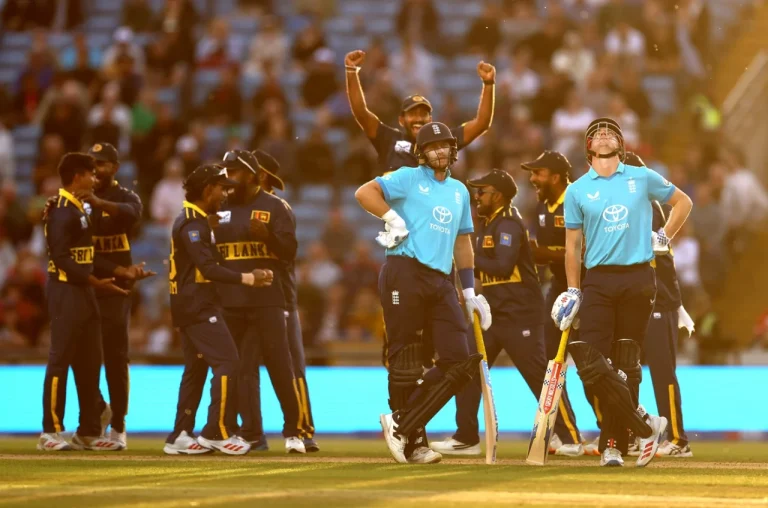 මෙන්ඩිස් දුනිත් ගේ දස්කම් සමග ශ්‍රී ලංකාවට පළමු ජය!