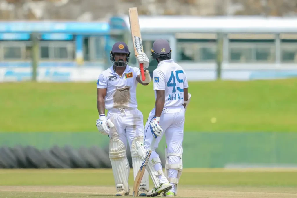 කුසල් මෙන්ඩිස්ගේ නායකත්වයෙන් යුත් ශ්රී ලංකා ටෙස්ට් සංචිතය නම් කෙරේ!